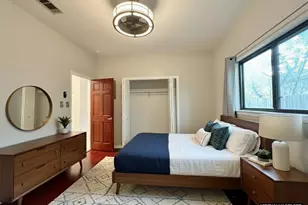 5504 Montview St, Austin, TX 78756 - Photo 9