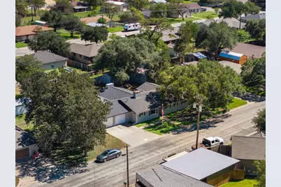 364 Woodland Avenue, Giddings, TX 78942 - Photo 31