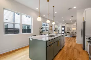 1301 Cometa St, Austin, TX 78721 - Photo 11