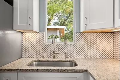 1183 Coleto Street, Austin, TX 78702 - Photo 11