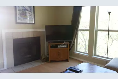 2414 Longview Street #201, Austin, TX 78705 - Photo 3