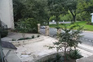 2414 Longview St, Austin, TX 78705 - Photo 9