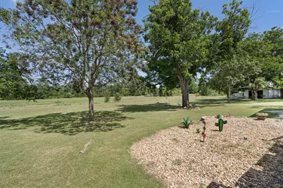 1172 County Road 418, Thorndale, TX 76577 - Photo 35
