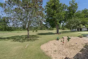 1172 Co Rd 418, Thorndale, TX 76577 - Photo 35