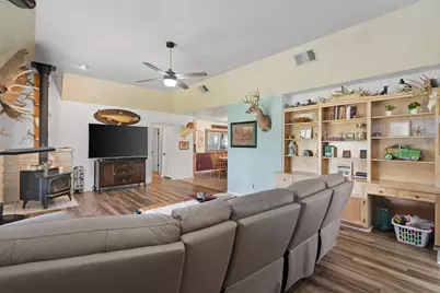 1172 County Road 418, Thorndale, TX 76577 - Photo 9