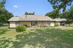 1172 Co Rd 418, Thorndale, TX 76577 - Photo 7
