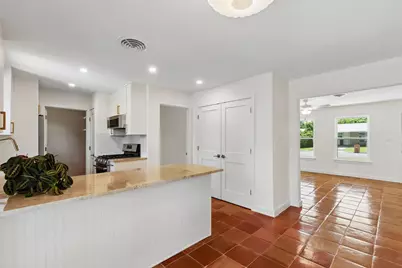 2712 Friar Tuck Lane, Austin, TX 78704 - Photo 9