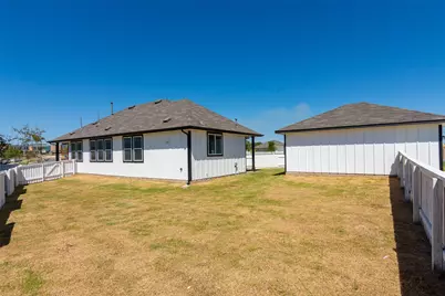 350 Fabion Street, Kyle, TX 78640 - Photo 31