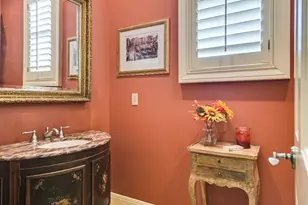 2510 W 35th St, Austin, TX 78703 - Photo 11