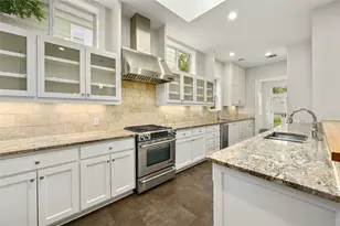 1205 Norwalk Ln, Austin, TX 78703 - Photo 15