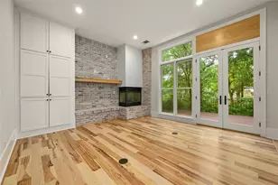 1205 Norwalk Ln, Austin, TX 78703 - Photo 9