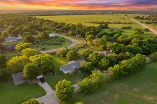 1221 Lovers Ln, Bastrop, TX 78602 - Photo 27