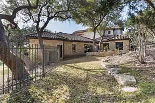 303 Camino Arbolago St, Lakeway, TX 78734 - Photo 37