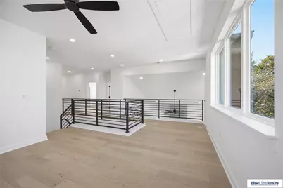 18305 Lake Oaks Drive, Jonestown, TX 78645 - Photo 29