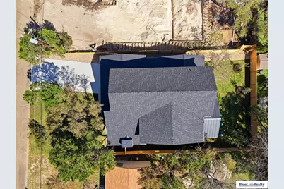 18305 Lake Oaks Drive, Jonestown, TX 78645 - Photo 5