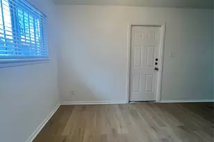 6005 Cameron Rd, Austin, TX 78723 - Photo 9