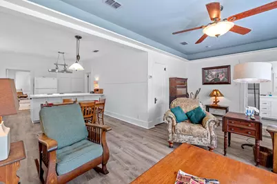 810 E University Avenue, Georgetown, TX 78626 - Photo 23
