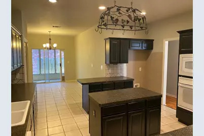 504 Oakwood Boulevard, Round Rock, TX 78681 - Photo 9