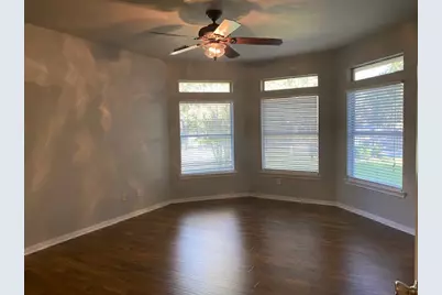 504 Oakwood Boulevard, Round Rock, TX 78681 - Photo 11