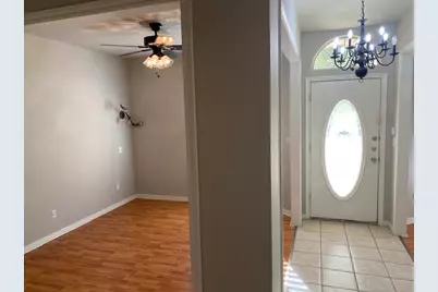 504 Oakwood Boulevard, Round Rock, TX 78681 - Photo 3