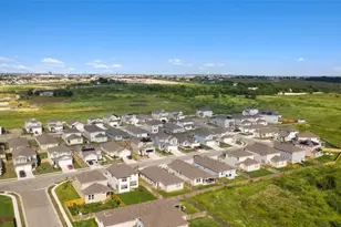 208 Blue Agate Ct, Jarrell, TX 76537 - Photo 33