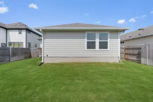 208 Blue Agate Ct, Jarrell, TX 76537 - Photo 31