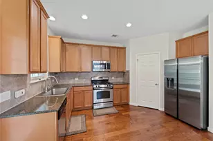 1310 W Parmer Ln, Austin, TX 78727 - Photo 9