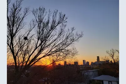 2003 E 9th Street, Austin, TX 78702 - Photo 11