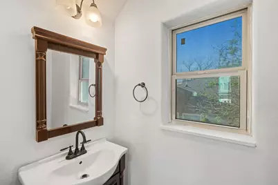 2003 E 9th Street, Austin, TX 78702 - Photo 11