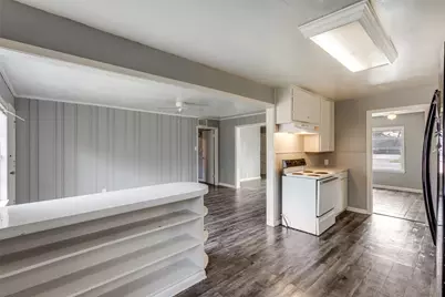 705 Campbell Street, Lockhart, TX 78644 - Photo 11