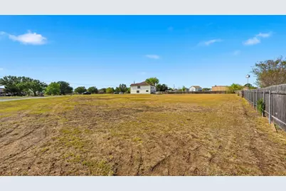 585 Siebert Drive, Kyle, TX 78640 - Photo 39