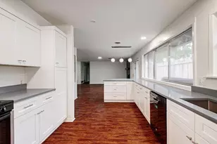 6108 Cherrylawn Cir, Austin, TX 78723 - Photo 7