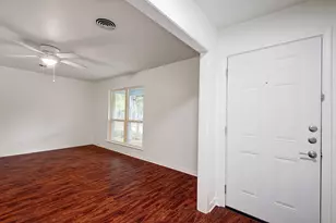 6108 Cherrylawn Cir, Austin, TX 78723 - Photo 3