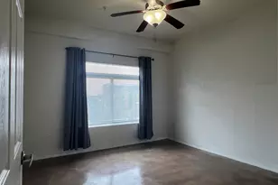 910 W 25th St, Austin, TX 78705 - Photo 9