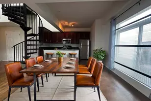 910 W 25th St, Austin, TX 78705 - Photo 21