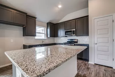 140 Shugart Street, San Marcos, TX 78666 - Photo 7