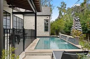 2203 Greenlee Dr, Austin, TX 78703 - Photo 35