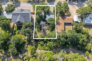 1208 W Lakeland Dr Dr, Austin, TX 78732 - Photo 5