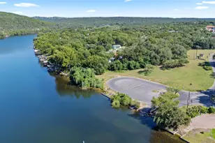 1208 W Lakeland Dr Dr, Austin, TX 78732 - Photo 9