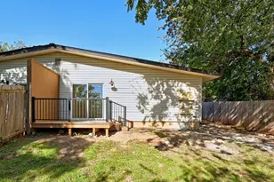 1905 Cedar Ridge Dr, Austin, TX 78741 - Photo 23