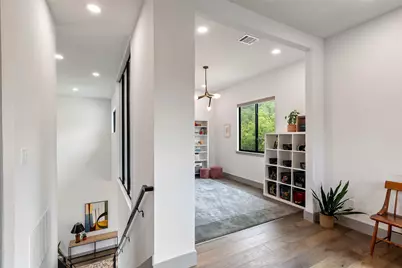 3610 Hillbrook Drive, Austin, TX 78731 - Photo 23
