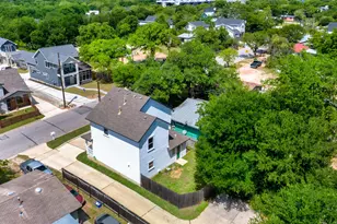 1311 E M. Franklin Ave, Austin, TX 78721 - Photo 25