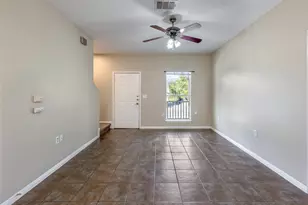 1311 E M. Franklin Ave, Austin, TX 78721 - Photo 5