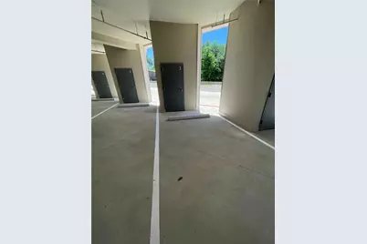 1811 Webberville Road #1301, Austin, TX 78721 - Photo 19