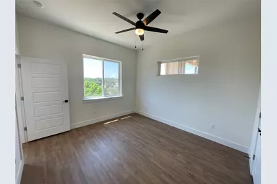 1811 Webberville Road #1301, Austin, TX 78721 - Photo 9