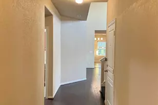 117 Kemah Dr, Kyle, TX 78640 - Photo 5