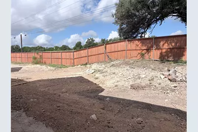 313 West Faulkner Street, Liberty Hill, TX 78642 - Photo 35