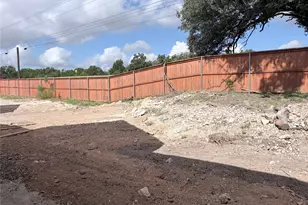 313 W Faulkner St, Liberty Hill, TX 78642 - Photo 35