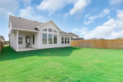 313 West Faulkner Street, Liberty Hill, TX 78642 - Photo 23