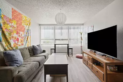 1800 Lavaca Street #207, Austin, TX 78701 - Photo 5